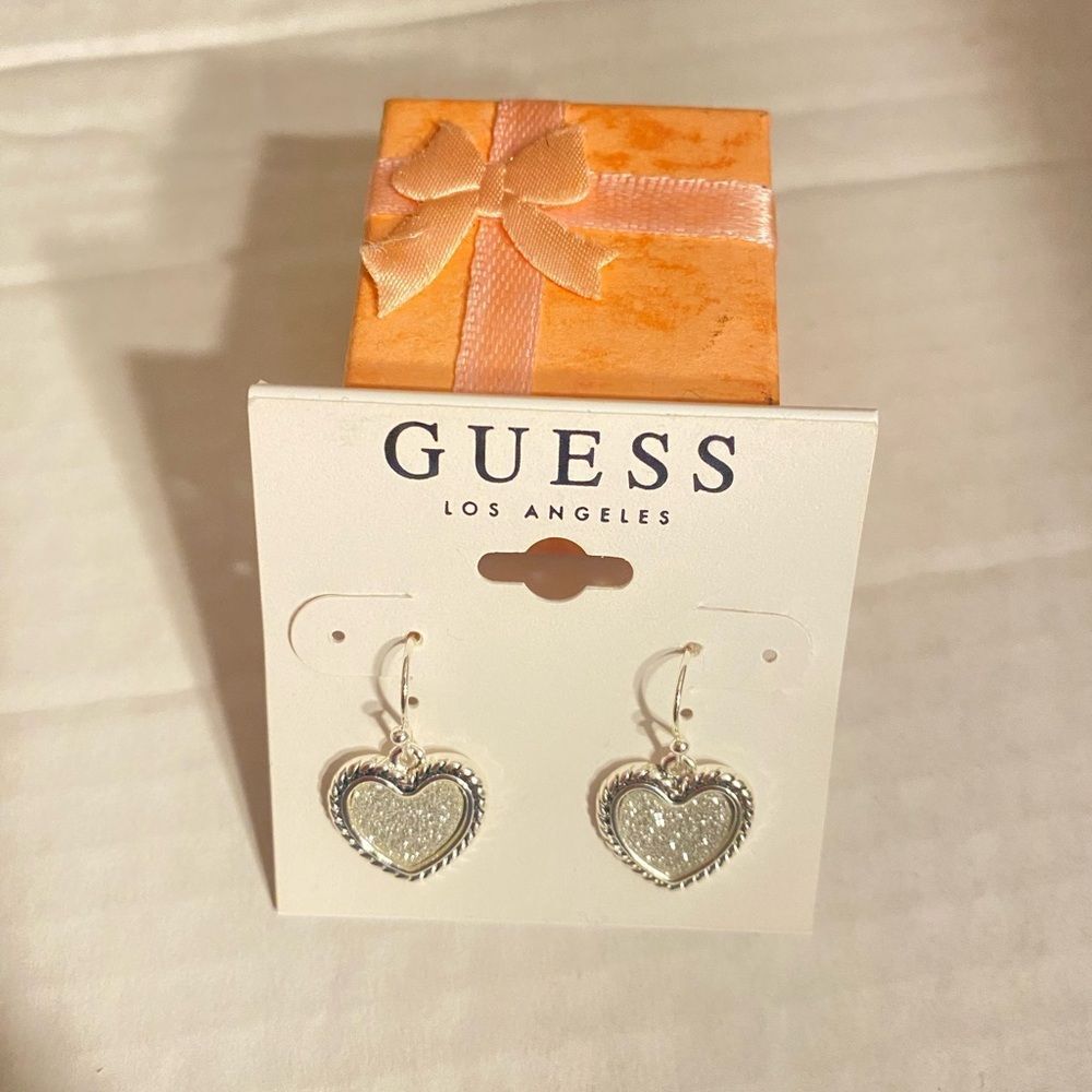 🎁GUESS Silver Heart Drop  fashion Earrings🎉